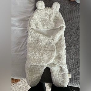 Baby Bear swaddle for infants and newborns